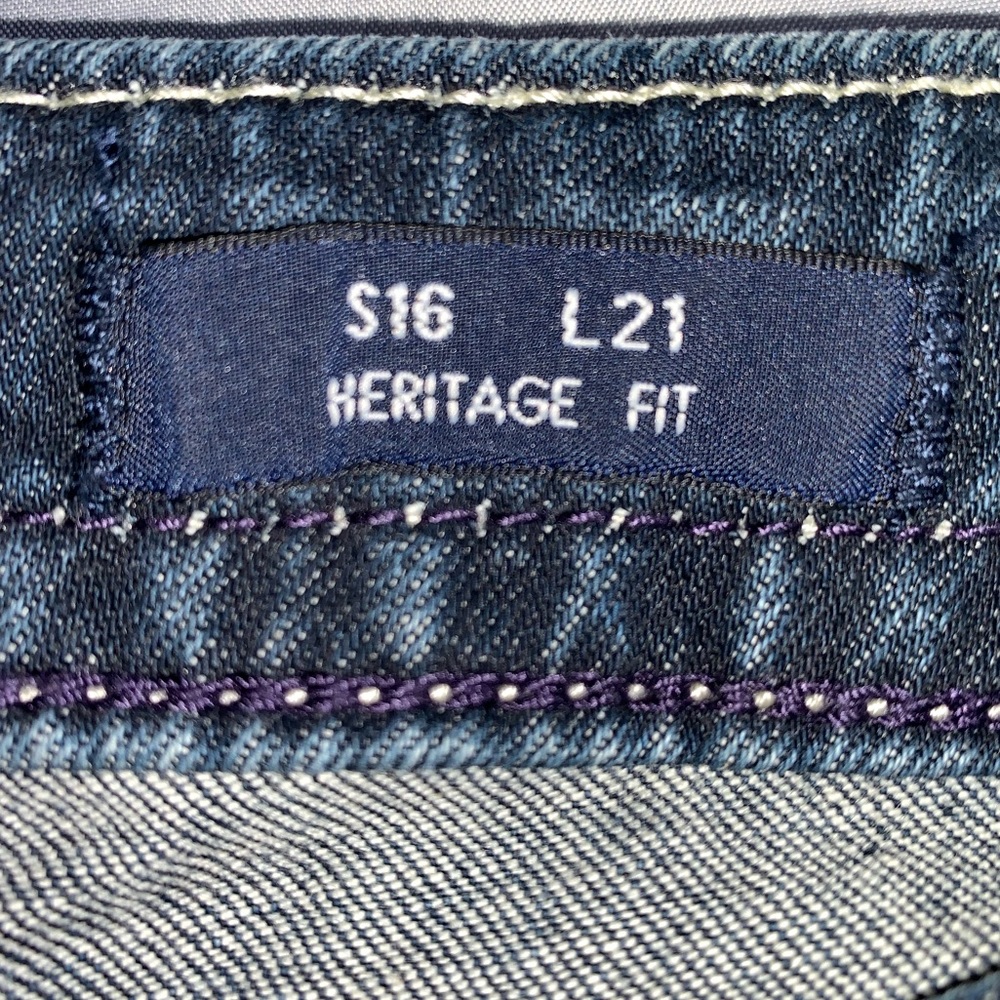 NEW Women’s Vigoss Cropped Dark Denim Jeans sz 16 - Picture 6 of 8